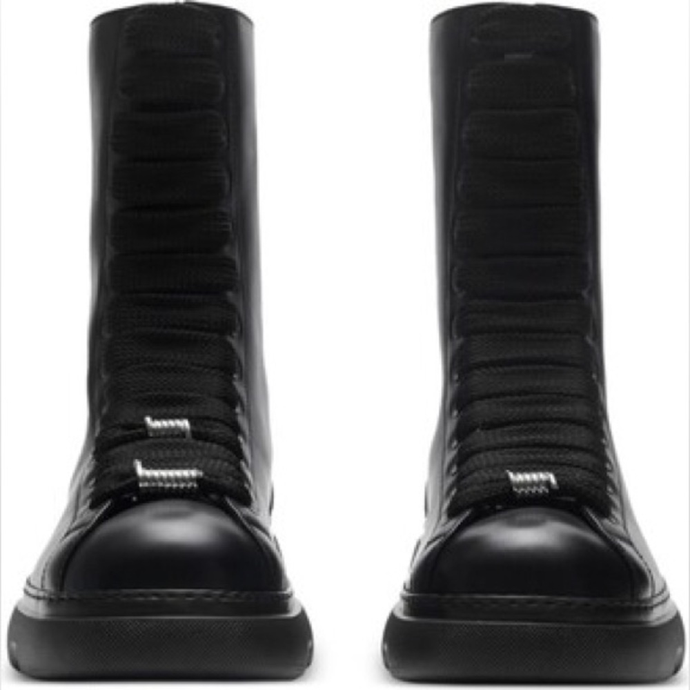 Burberry ranger leather lace up boots size 37 - Picture 2 of 13